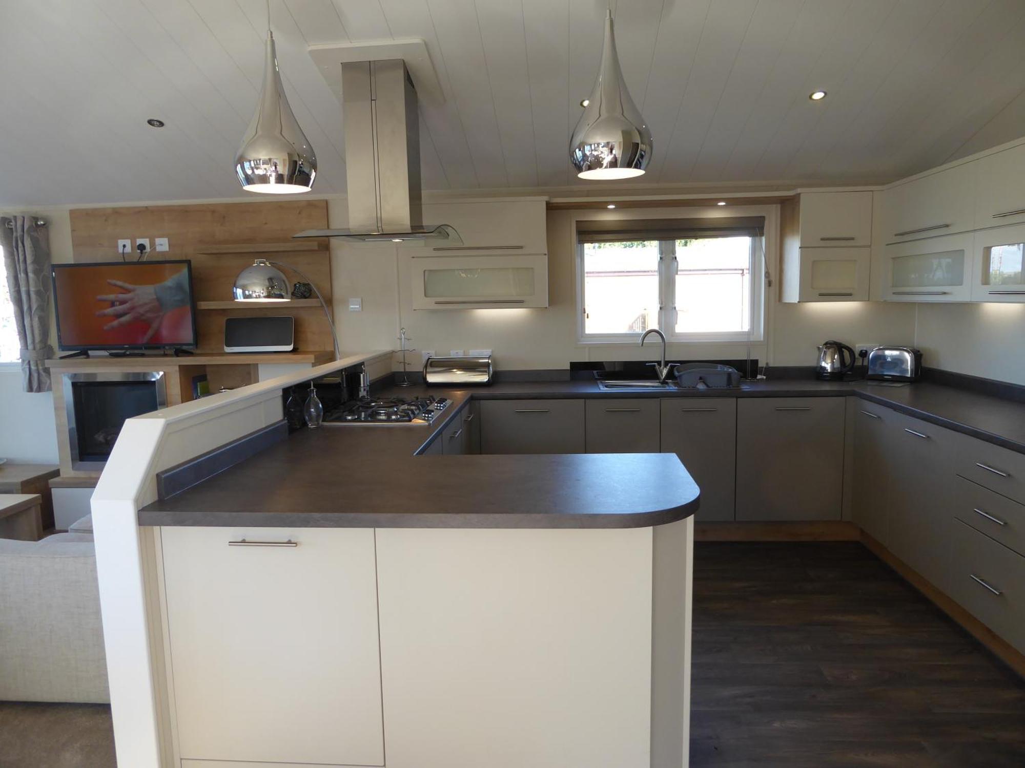 Fable Lodge Tattershall Lakes - Luxury Lakeside Lodge With Hot Tub Exterior foto