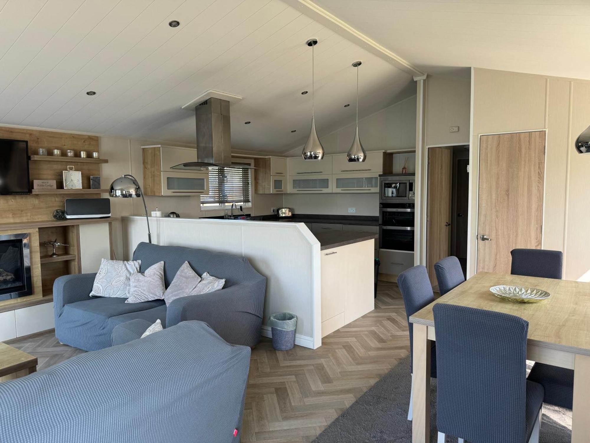 Fable Lodge Tattershall Lakes - Luxury Lakeside Lodge With Hot Tub Exterior foto