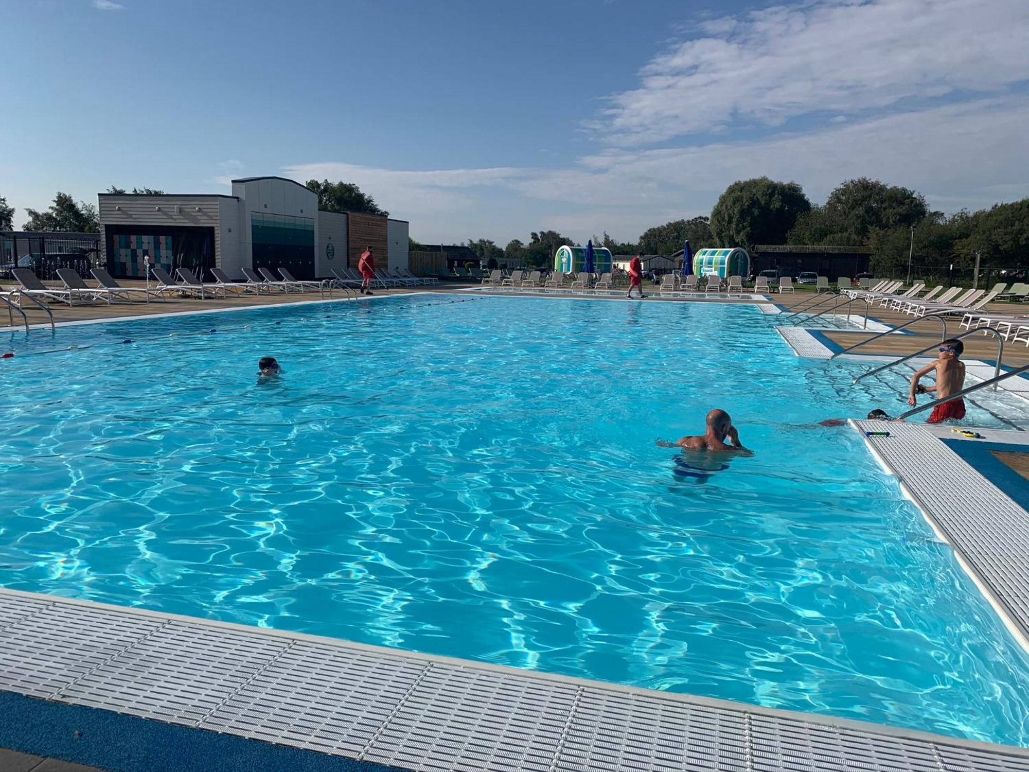 Fable Lodge Tattershall Lakes - Luxury Lakeside Lodge With Hot Tub Exterior foto